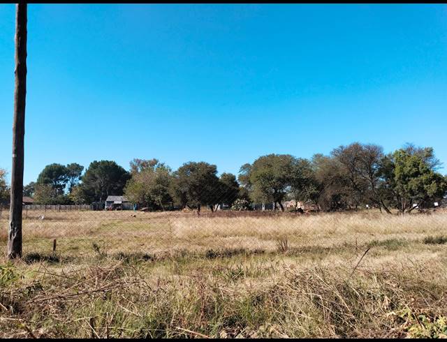 1,111M² VACANT LAND FOR SALE IN RIVERSDALE
